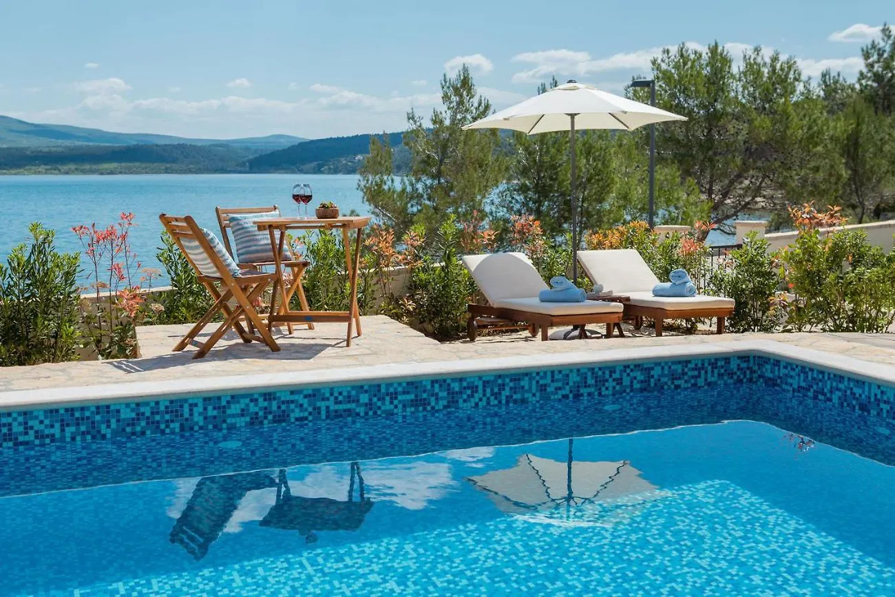 Beachfront Villa Noa With Heated Pool Pridraga