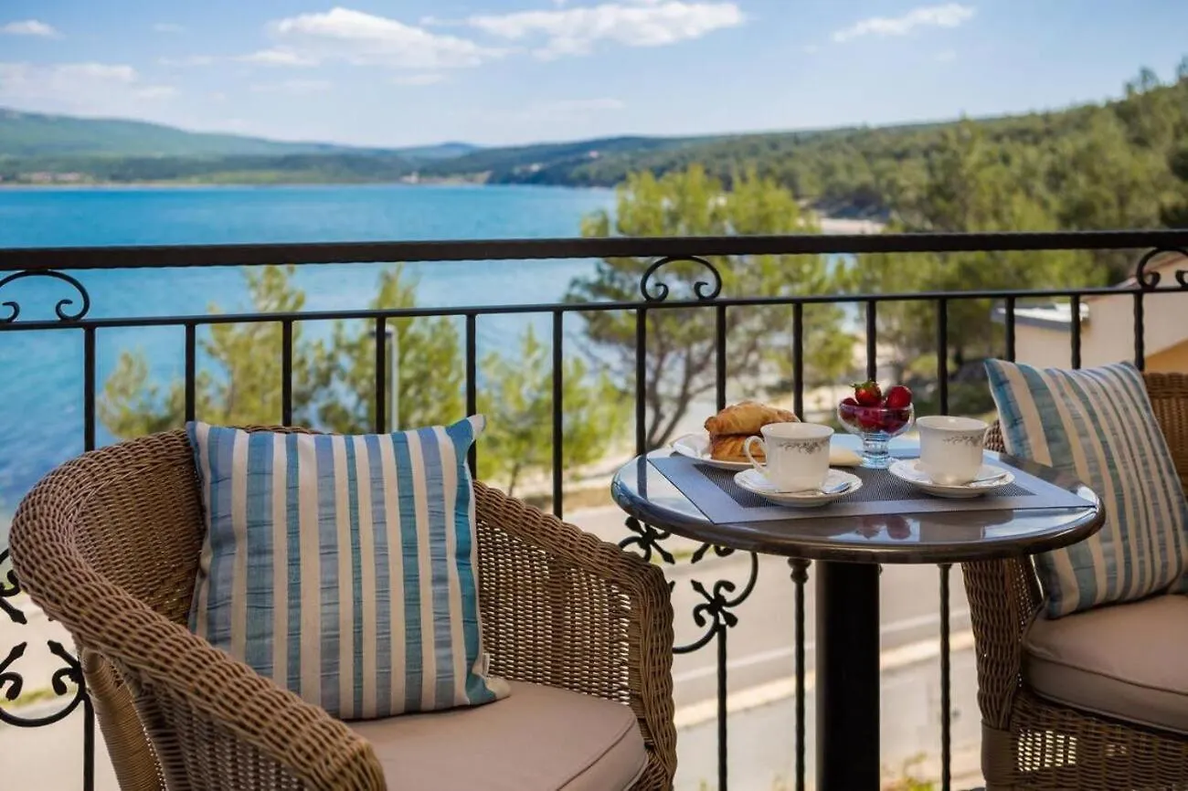 Beachfront Villa Noa With Heated Pool Pridraga