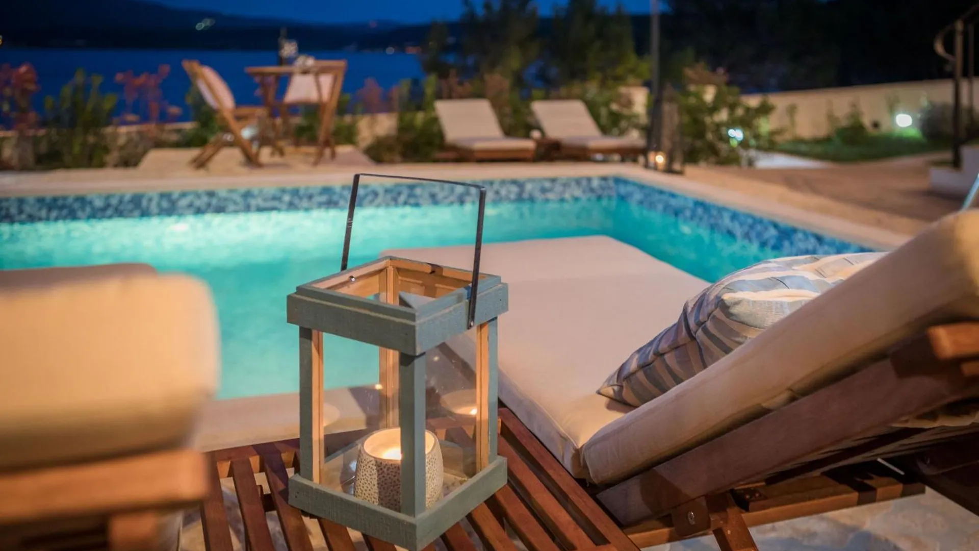 Beachfront Villa Noa With Heated Pool Pridraga 0*,  Kroatien