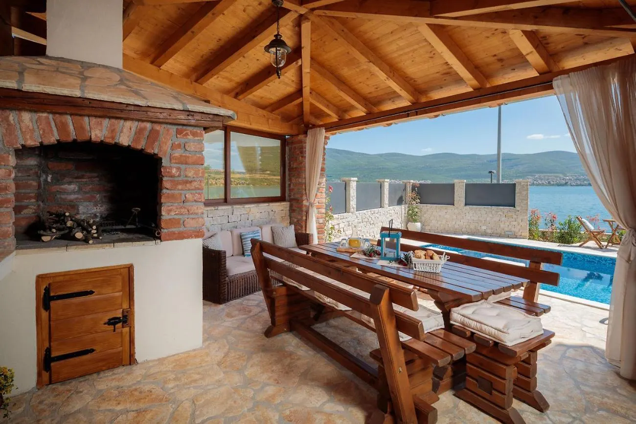Beachfront Villa Noa With Heated Pool Pridraga
